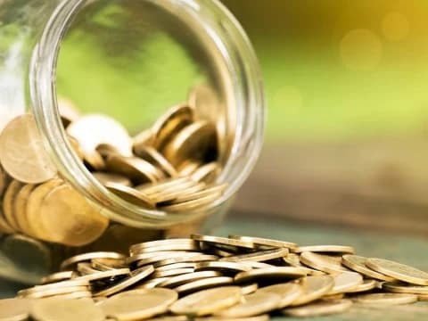 Sering Dianggap Sama, Ini Perbedaan Sedekah, Hadiah, dan Hibah