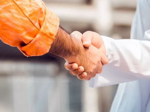 Khutbah Jumat: Sambut Ramadhan dengan Memaafkan dan Menghapus Dendam