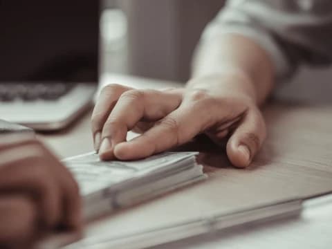 Ruh Tertahan Karena Utang Belum Lunas, Bagaimana Maksudnya? Simak Kajian Hadits Ini