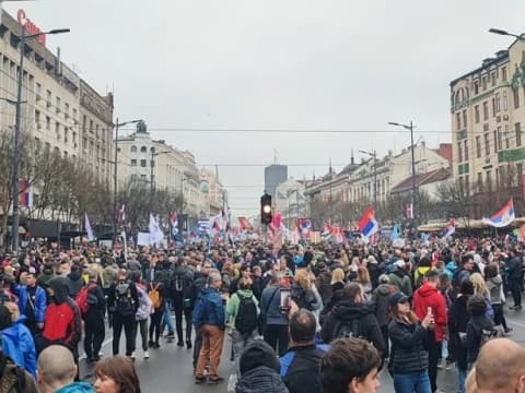 Ratusan Ribu Rakyat Sipil di Serbia Turun ke Jalan, Tuntut Pemerintahan yang Korup