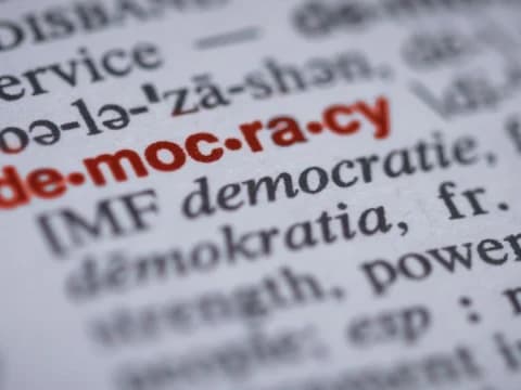 Islam dan Demokrasi: Meninjau Hasil Muktamar NU ke-30 Tahun 1999 di Kediri