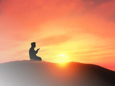 Keselarasan Ikhtiar dan Tawakal dalam Membentuk Mental Positif