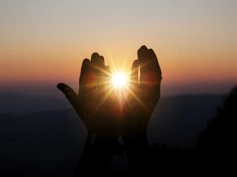 Saatnya Lakukan Refleksi Diri di Akhir Tahun, Mulailah dengan 3 Hal Ini