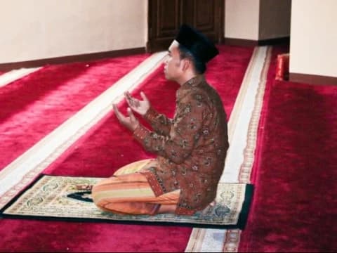 Doa Berlindung dari Pergaulan Jahat