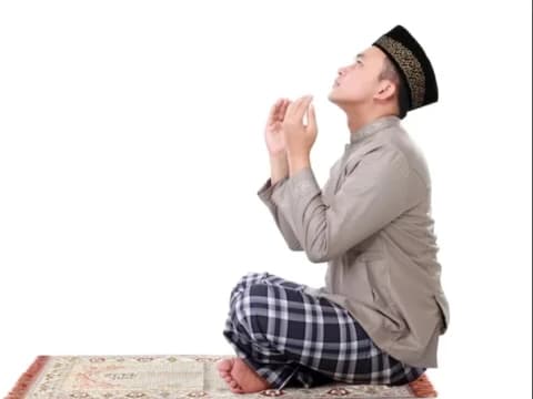 Doa Kamilin Usai Shalat Tarawih: Lengkap Arab, Latin, dan Artinya