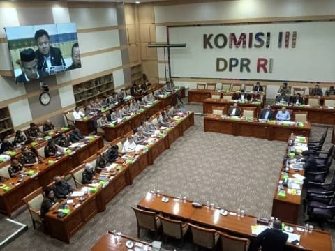 DPR dan Pemerintah Sepakat Hapus Status Polri sebagai Penyidik Tertinggi di RKUHAP