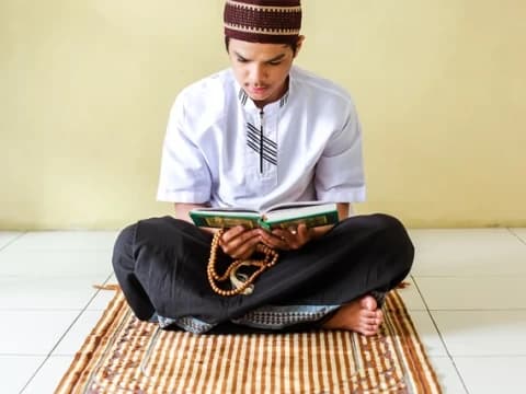 7 Macam Wirid Menurut Sayyid Abdullah Al-Haddad