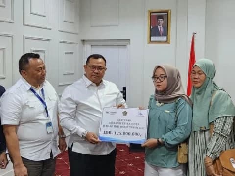 Kemenag Serahkan Ekstra Cover Rp125 Juta untuk Tiap Jamaah Haji 2023 yang Wafat di Pesawat