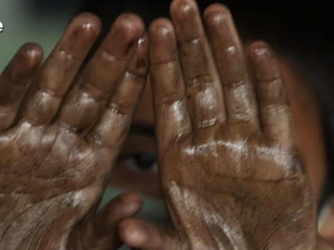 Tafsir Surat Al-Ahzab ayat 58: Perbuatan Menyakiti Orang Lain Sangat Dilarang dalam Islam