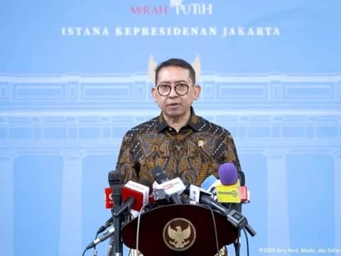 Fadli Zon Sebut Soeharto Penuhi Syarat Gelar Pahlawan Nasional, Bantah Isu Genosida 1965