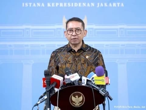 Menbud Fadli Zon Bakal Bikin Buku Biografi Pahlawan Nasional