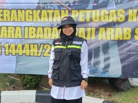 Sempat Terjang Banjir, Aktivis Fatayat NU Rembang Ini Akhirnya Jadi Petugas Haji