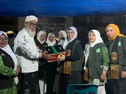 Kunjungi Pengungsian Banjir Aceh, Ketua Umum PP Fatayat NU Soroti Kondisi Anak dan Kelompok Rentan