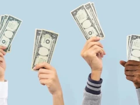 Psikolog Unusia Sebut Tiga Dampak Negatif Kebiasaan Flexing