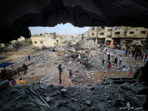 Israel Gunakan 32.000 Ton Bahan Peledak, Luluh Lantakkan Setengah Permukiman di Gaza