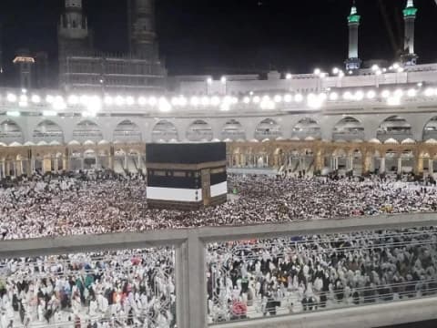 Apakah Jamaah Haji Tetap Harus Bertobat Meski Telah Diampuni?