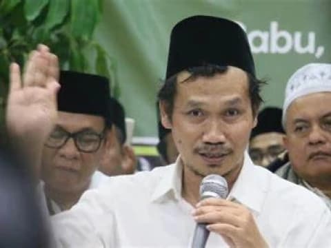 Kritik Gus Baha’ kepada Mereka yang Minta Didoakan Hajinya Mabrur