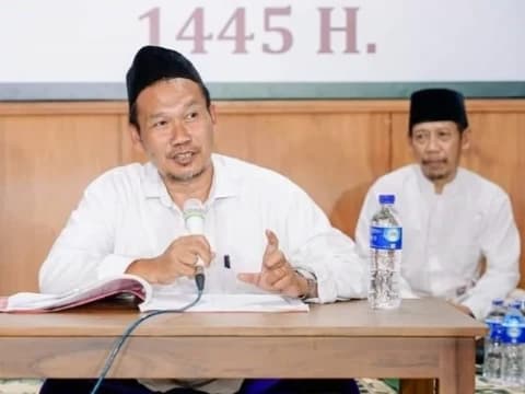 Gus Baha Kembali Jelaskan Betapa Penting Seorang Muslim Kuasai Ilmu Fiqih