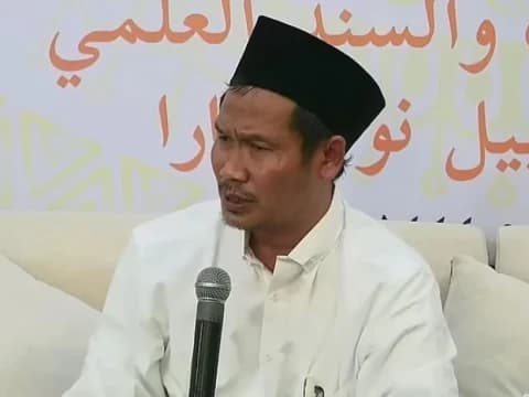 Gus Baha' Ingatkan Pentingnya Ngaji Ushul Fiqih Untuk Maknai Al Qur'an