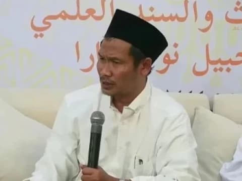 Gus Baha Dorong Pentashihan Al-Qur'an Memperhatikan Unsur Fiqih dan Kehati-hatian