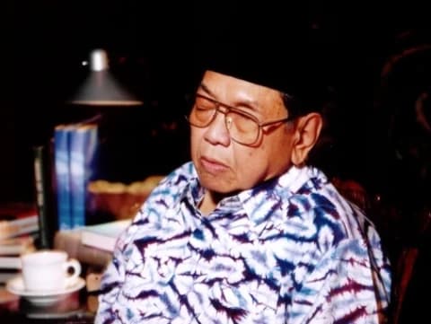 3 Buku Memoar Gus Dur tentang Istana Rakyat, Canda, dan Sufisme