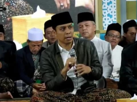 Gus Kautsar Ingatkan Tokoh Agama untuk Tak Berhenti Belajar Meskipun Sudah Terkenal