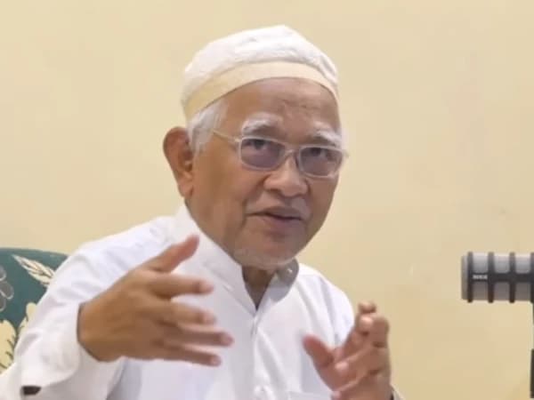 Gus Mus Ungkap Balasan Orang yang Suka Menyakiti Sesama