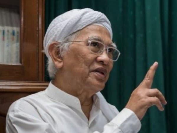 Anda Dzalim pada Orang Lain? Simak Penjelasan Gus Mus