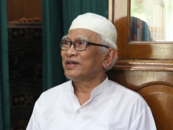 Gus Mus Ungkap Saat Sowan Kiai Sepuh: Meneduhkan dan Menyejukkan