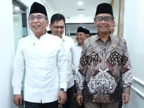 Humor: Status Mahfud MD