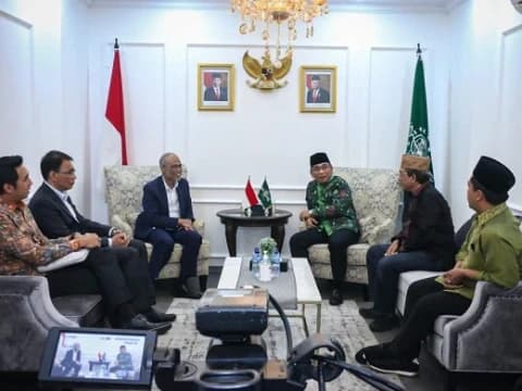 Ketum PBNU Terima Kunjungan Menteri Pembangunan Sosial Singapura, Bahas 3 Hal