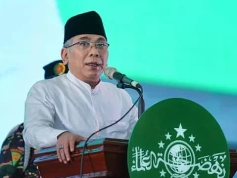 Gus Yahya Sampaikan Pesan Gus Mus di Pelantikan PWNU Jateng: NU Harus Berada di Atas Negara
