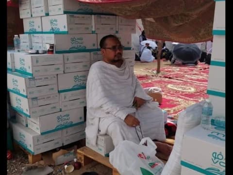 Cara Unik Menag Yaqut Isi Waktu Wukuf sambil Pantau Jamaah