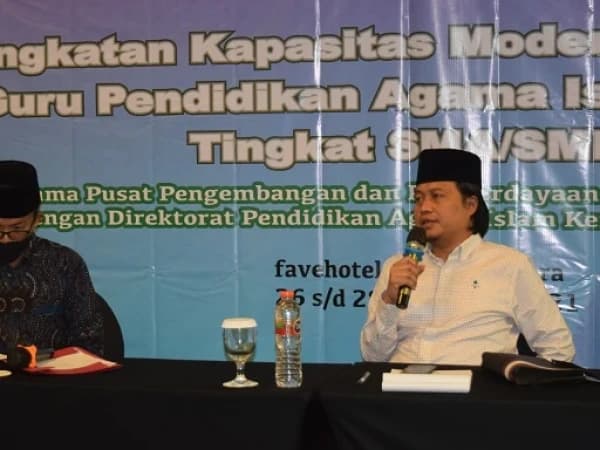 Gus Yusuf Chudlori Dorong Guru PAI Seimbangkan Akidah dan Toleransi