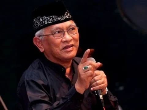 Membaca Pesan Gus Mus dalam Puisi Lirboyo 