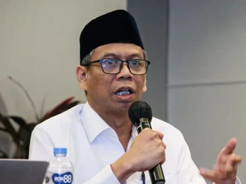 R20 dan Kaum Sarungan yang Go Internasional