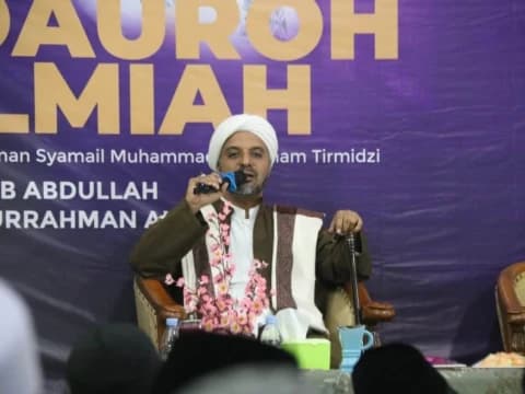 Habib Abdullah Al-Muhdhar Yaman Bagikan Kunci Rezeki Lancar dan Berkah 