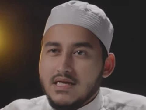 Habib Muthohar: Bacaan Fatihah Imam Shalat Harus Benar