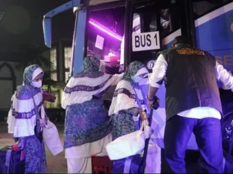 Bismillah, 2.776 Jamaah Haji Mulai Diterbangkan ke Arab Saudi Hari Ini