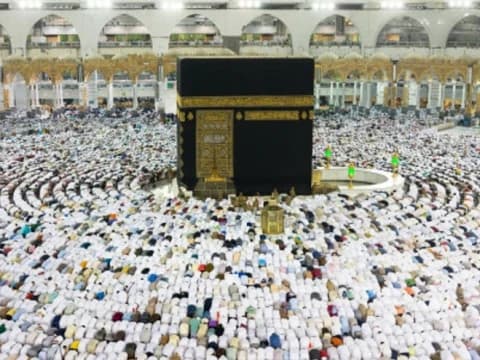 Pemerintah Saudi Buka Layanan Fast Track bagi Jamaah Indonesia 2024