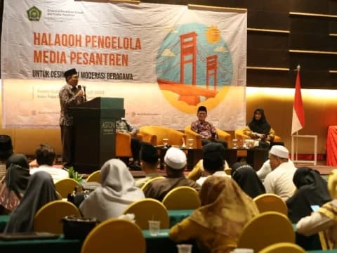 Hadapi Isu Negatif, Saatnya Pesantren Jadi Pemain Media di Era Digital