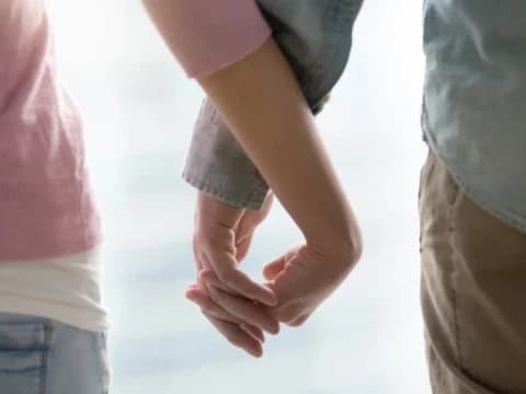 Resesi Seksual Melanda Jepang dan Korea, Begini Pandangan Islam