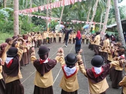 Cara Pelajar NU di Kulon Progo Mengajak Siswa MI Mengisi Hari Pramuka