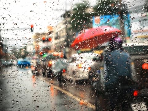 Tafsir Mimpi Hujan, Bisa Bermakna Baik dan Buruk