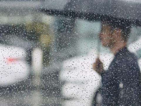 Tawakal In This Economy: Seni Menyerahkan Hasil Tanpa Berhenti Berjuang