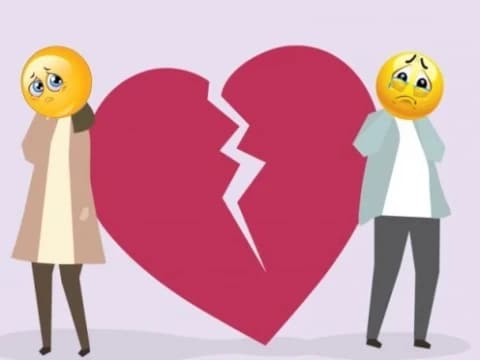 Dalil Cinta yang Tak Wajar