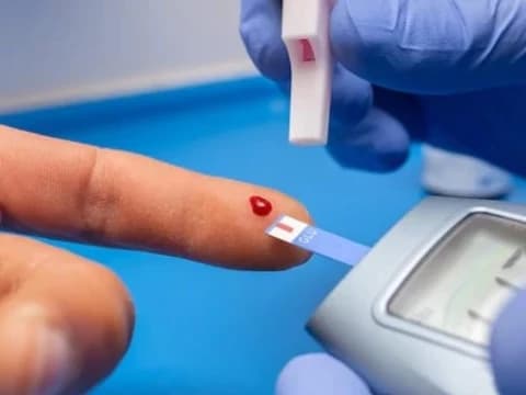 Bahaya Laten Minuman dan Makanan Manis bagi Kesehatan 