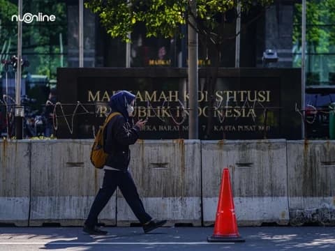 Polisi Imbau Masyarakat Tak Lalui Jalan Sekitar Gedung DPR dan MK