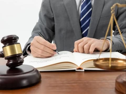 Pakar Hukum Pidana Kritik Ketiadaan Asas Keadilan dalam Revisi UU ITE Jilid II