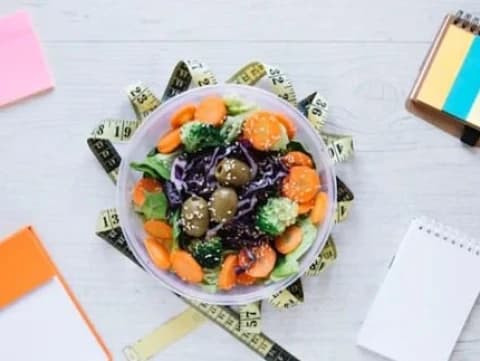 Binaragawan Bagikan Tips Proteksi Kesehatan dari Dalam Tubuh